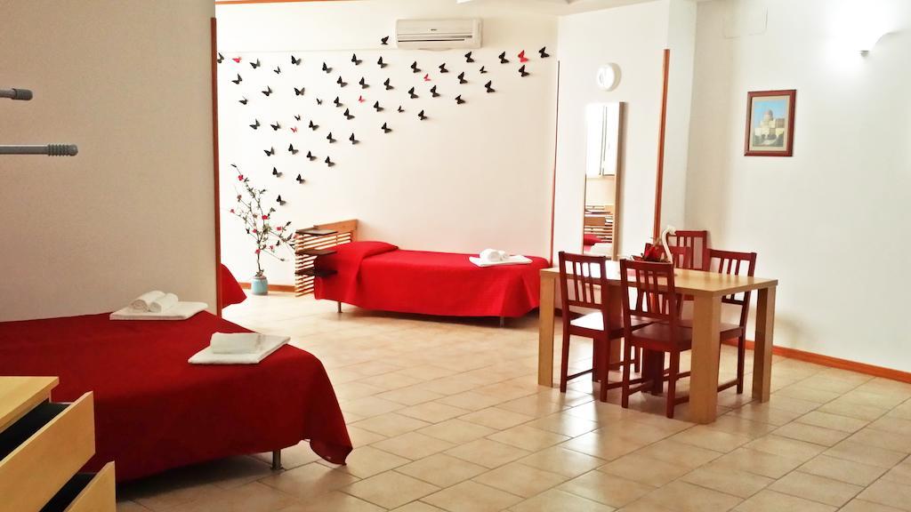 Hotel Residence Lupiae Лечче Номер фото