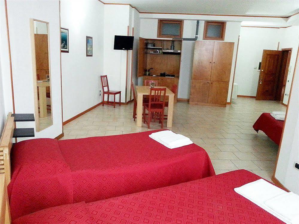 Hotel Residence Lupiae Лечче Экстерьер фото